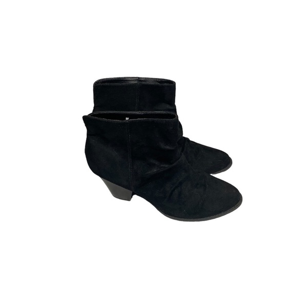 Clearance DIBA Ladies Black Faux suede ruched bootie size 8 Fabric upper 3” Heel - Picture 12 of 15